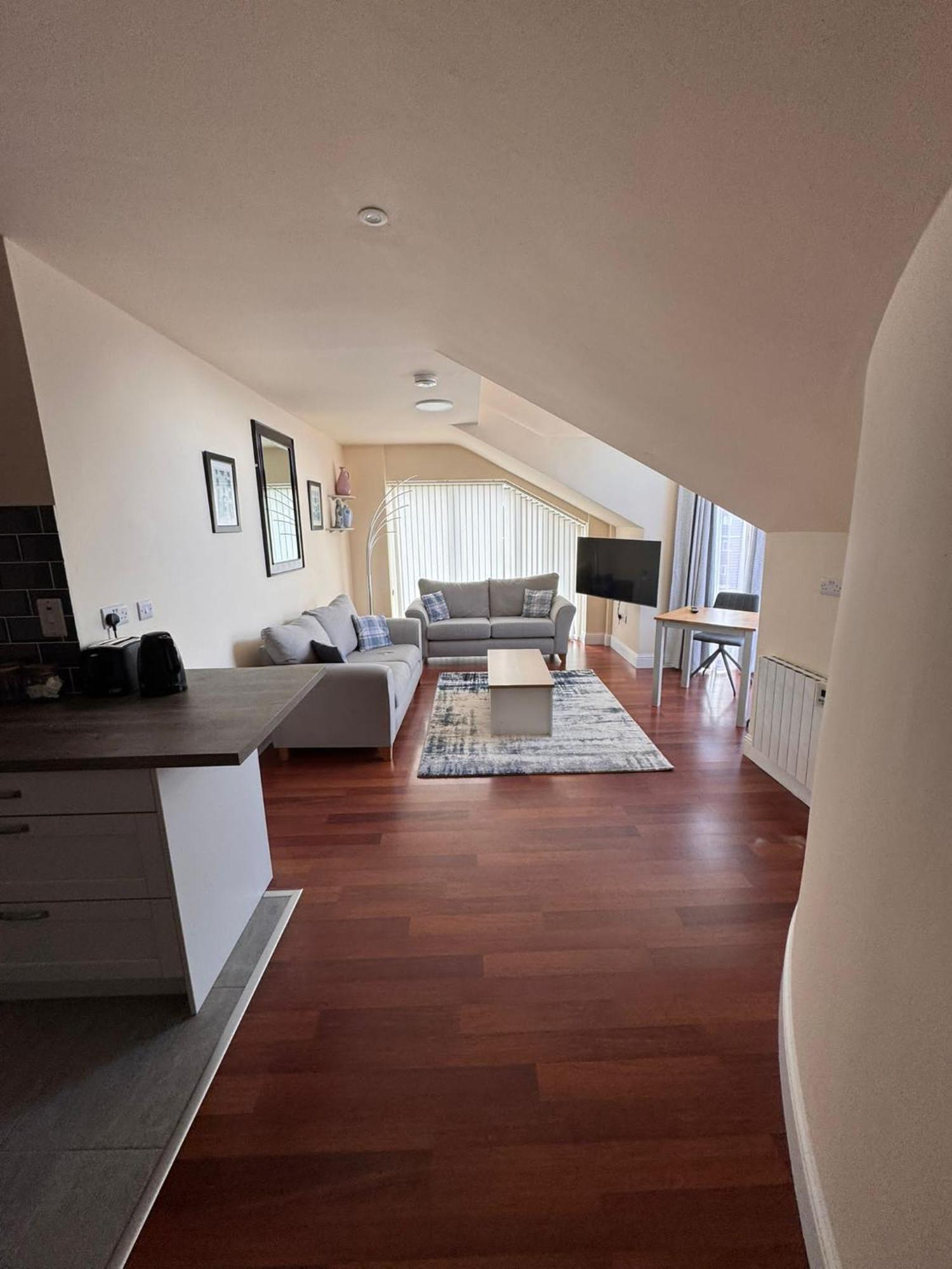 Apartment Washington Street *