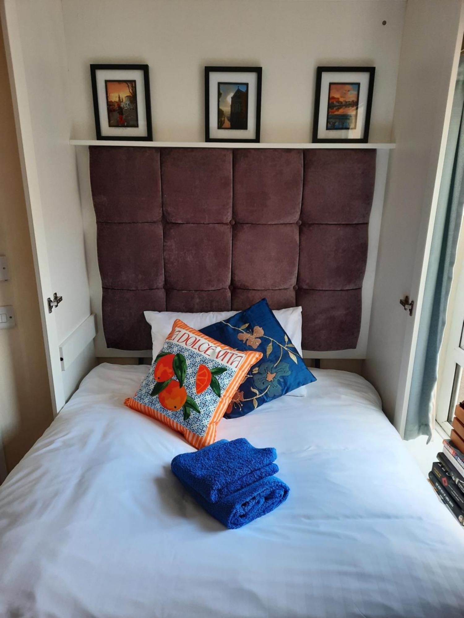 Centre With Shared Bathroom * Cork