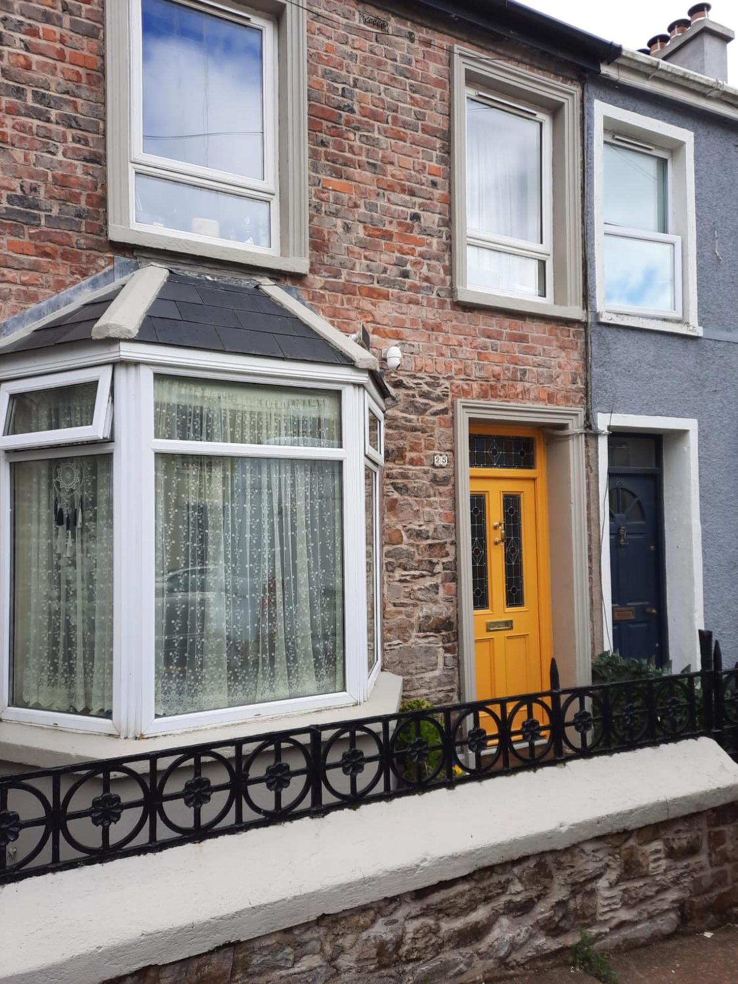 Guest house Centre With Shared Bathroom *