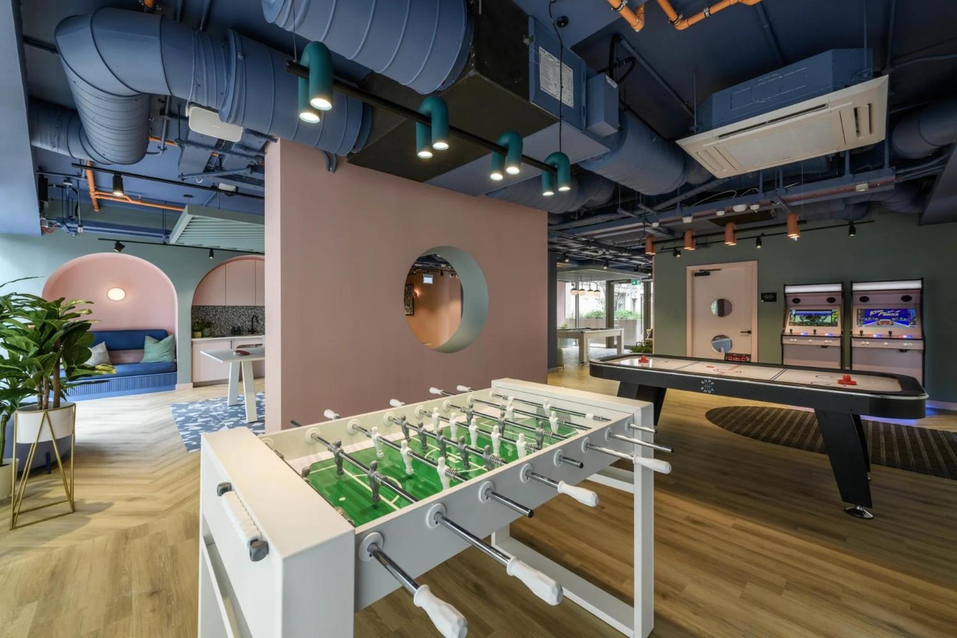 Yugo Bottleworks Apartment