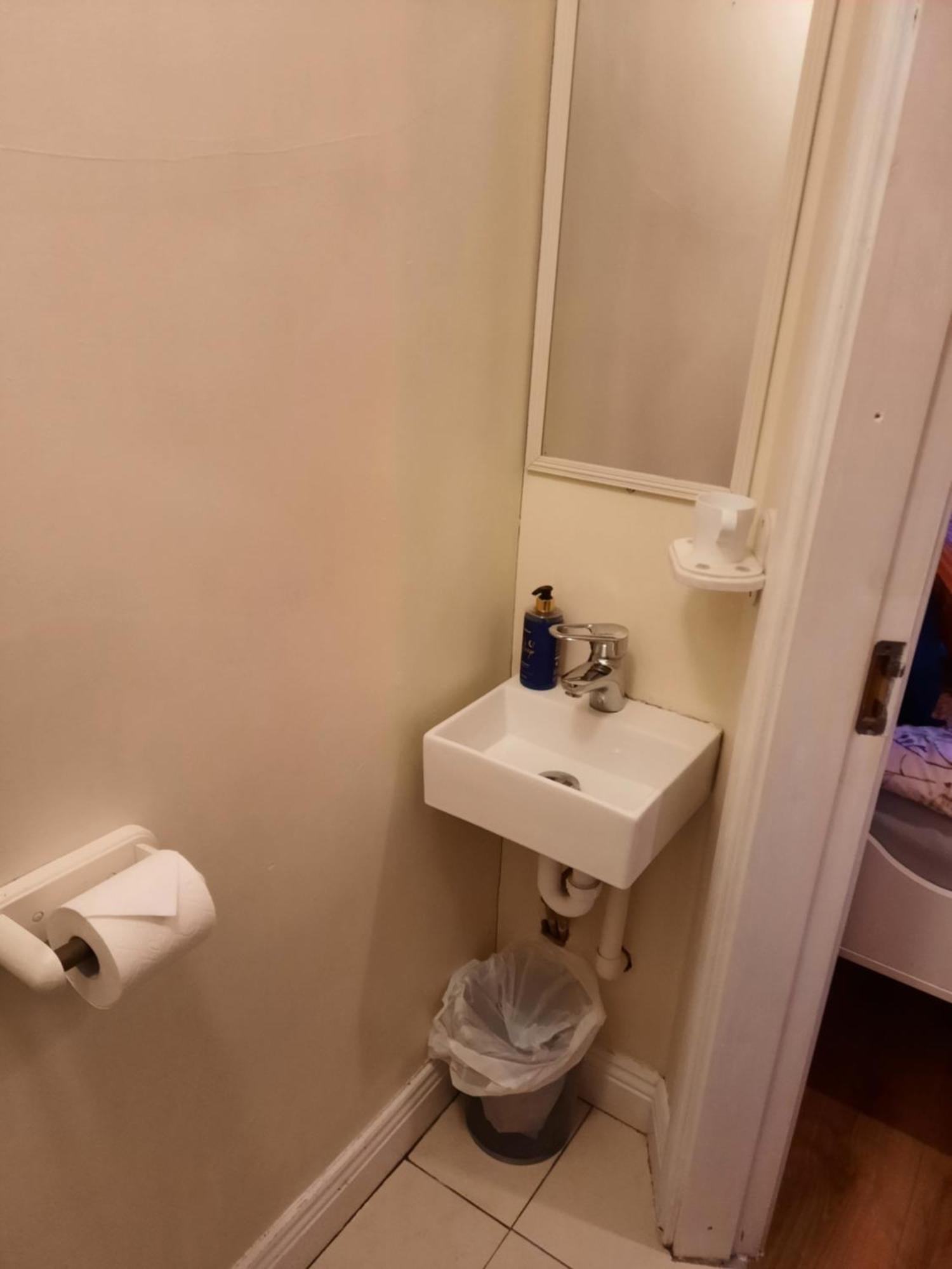 Centre Ensuite Homestay Cork