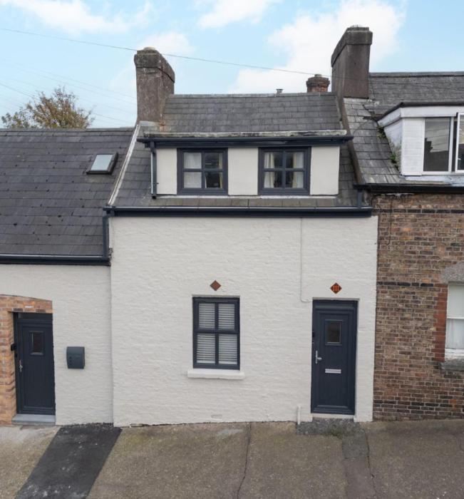 Charming Retreat In Bed & Breakfast Cork
