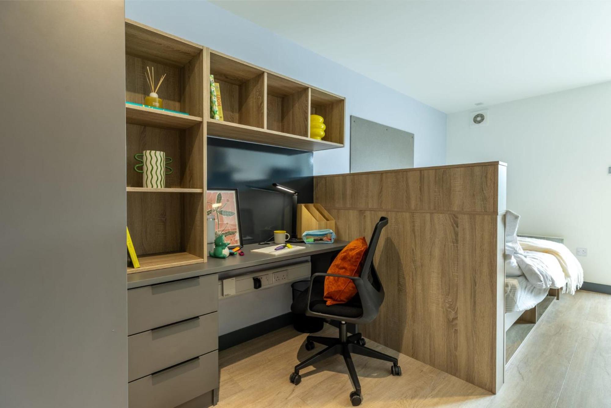 Curraheen Point In Apartment Cork