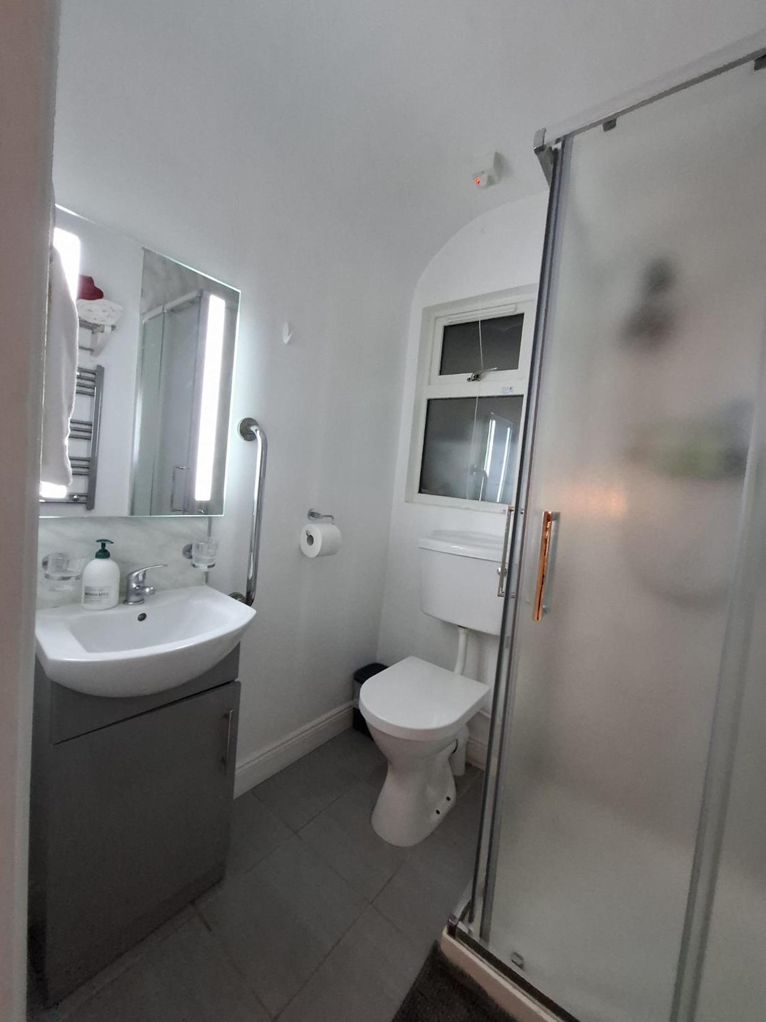 Apartment Mariners Rest One Bedroom In Innishannon Village