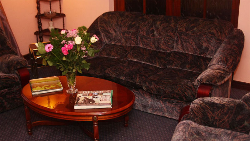 Bed & Breakfast The White House Cork
