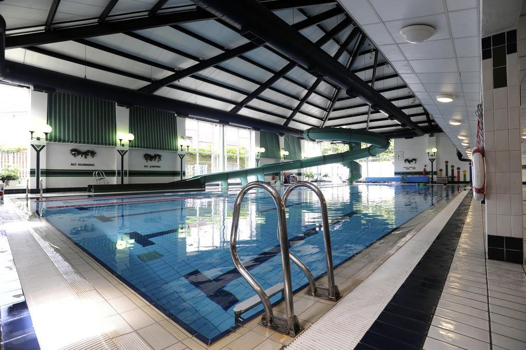 Brookfield Holiday Village Apartment