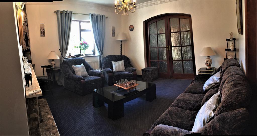 The White House Bed & Breakfast Cork