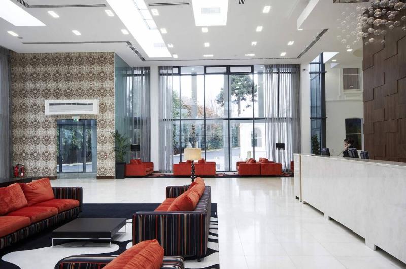Rochestown Park & Leisure Centre 4* Cork