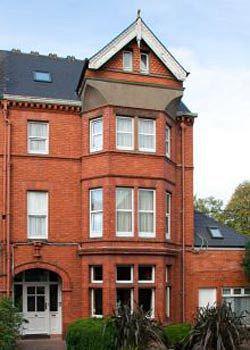 Redclyffe Guest house 3*