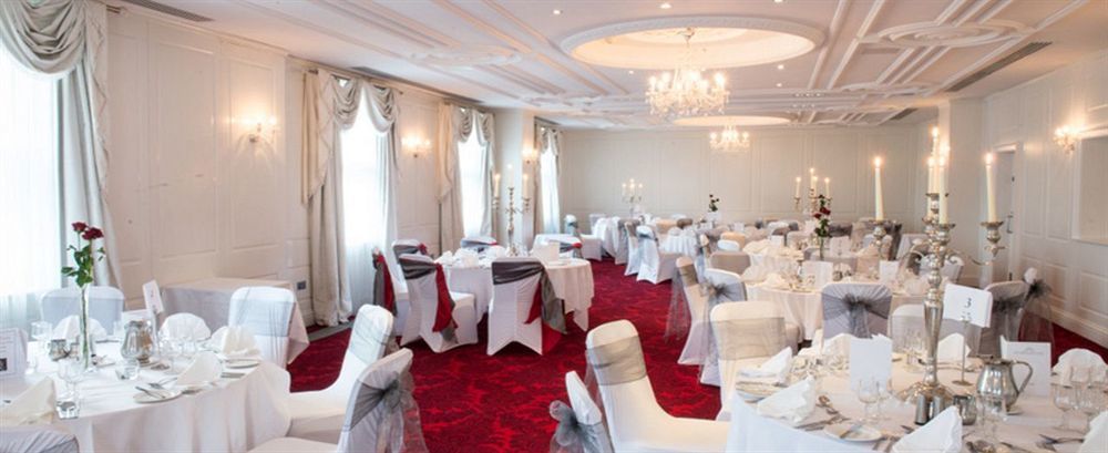 Rochestown Park & Leisure Centre Hotel 4*