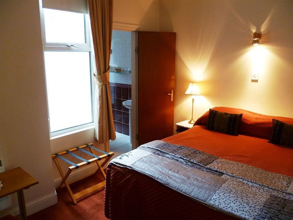Garnish House 3* Cork