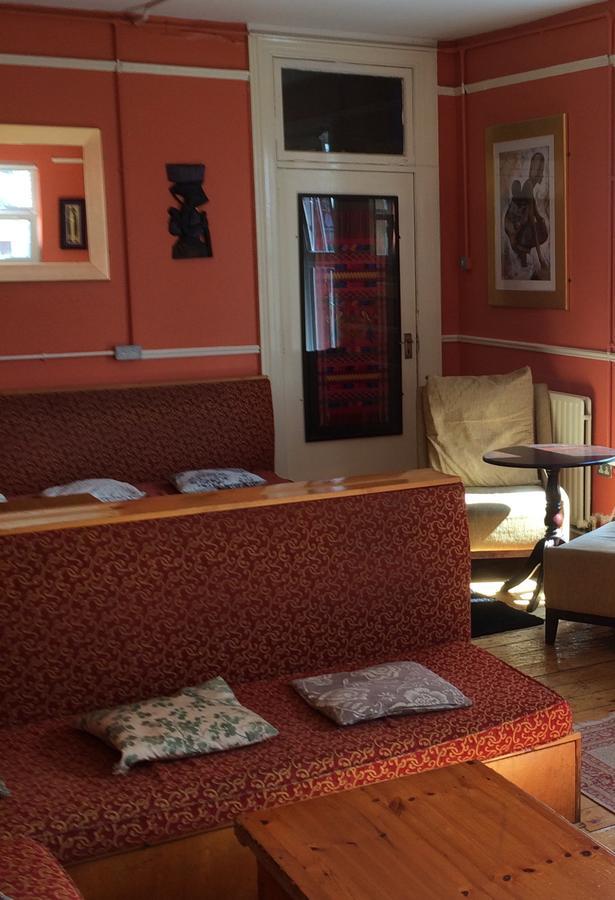 Kinlay House Hostel