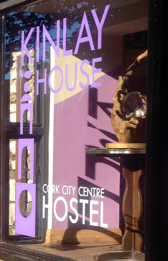 Kinlay House Hostel *