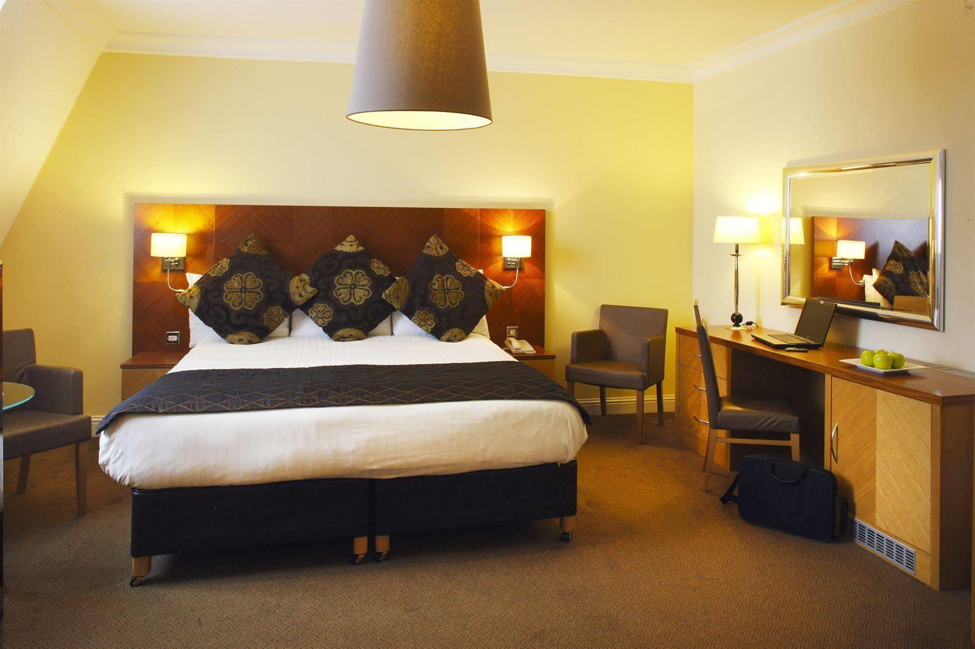 Hotel The Metropole Cork