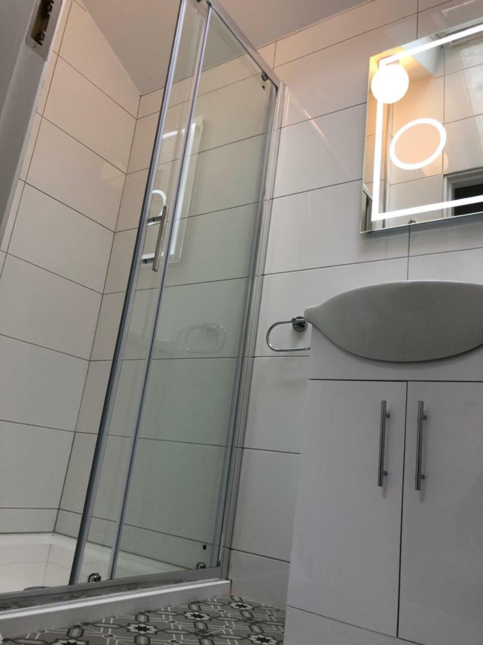 Temple House Adelaide Apartment