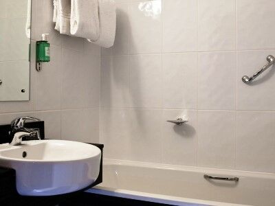 Leonardo Hotel 4*
