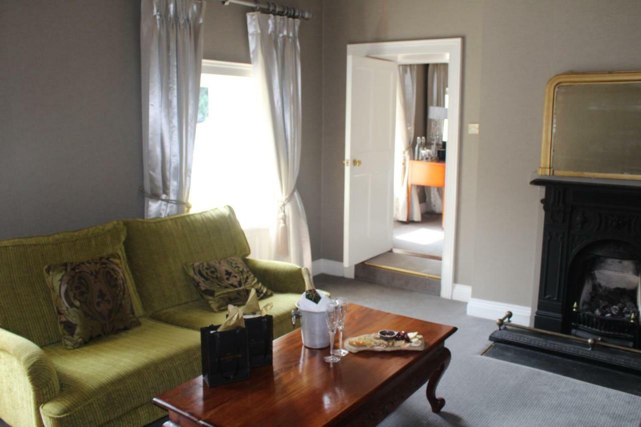 Maryborough & 4*