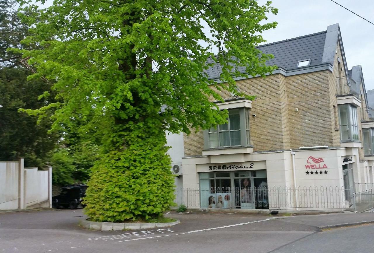 Oakleigh House, 1 Cork