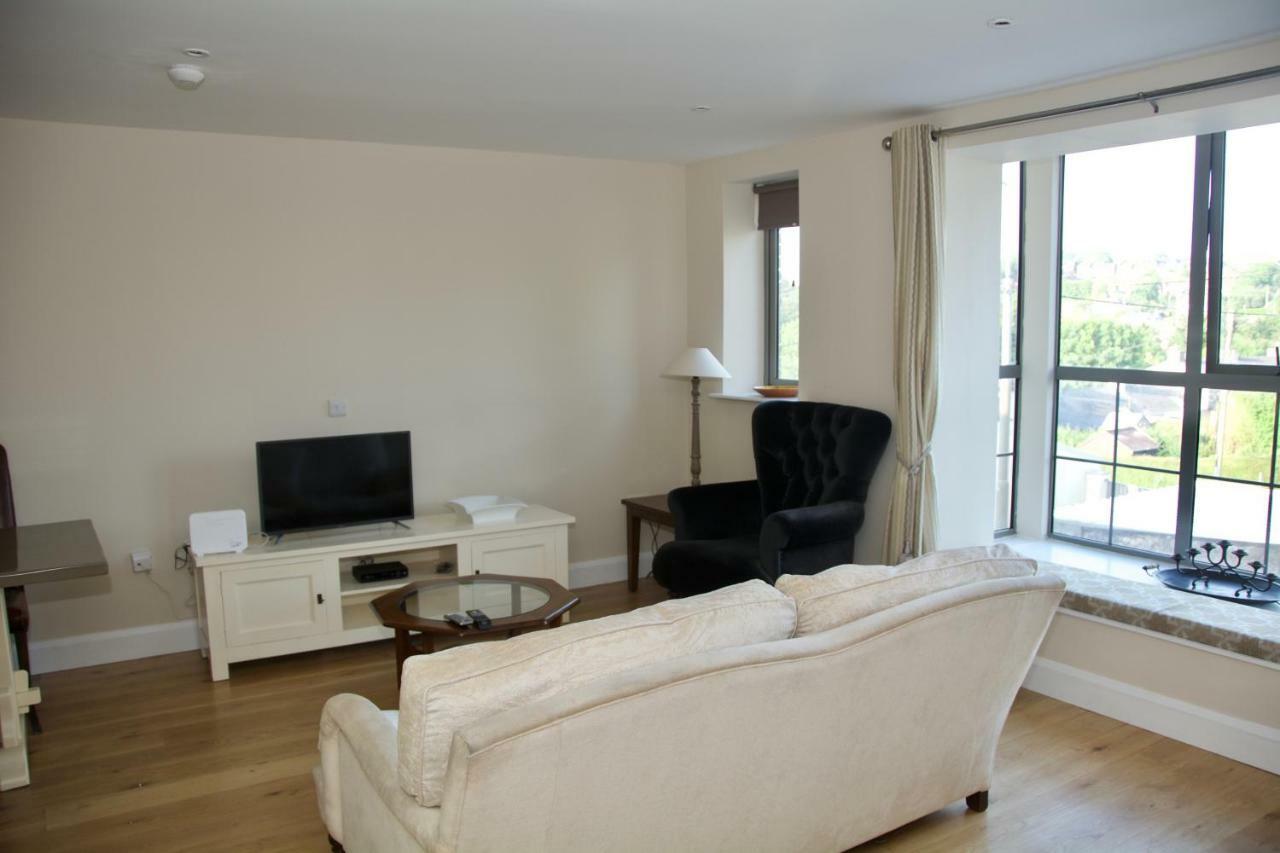 Oakleigh House, 1 * Cork