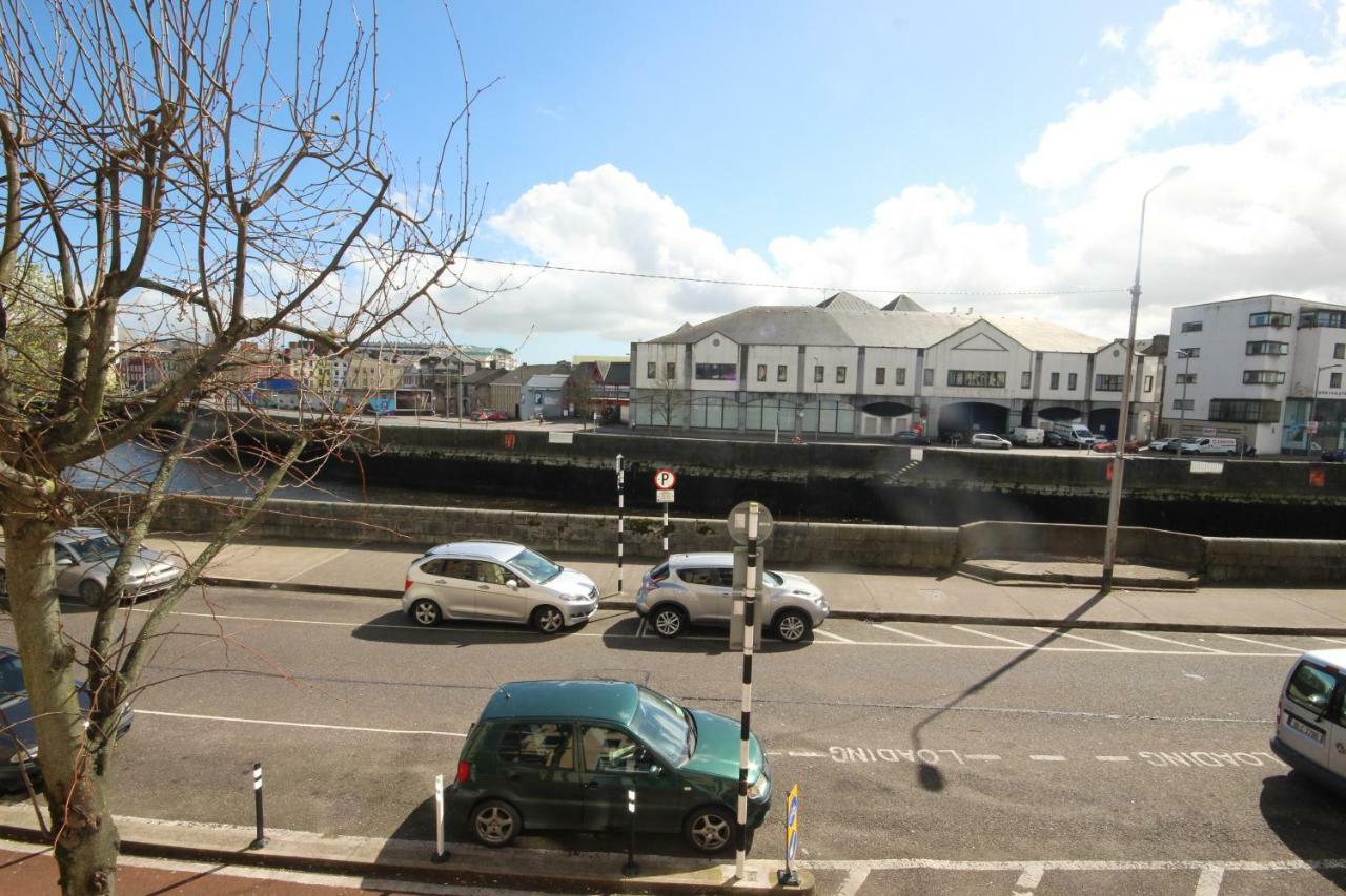Cosy 3 Bedroom City With Great View Apartment *