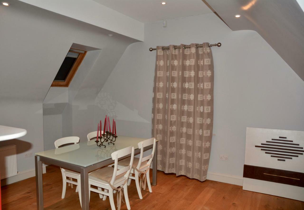 3, Oakleigh House, Donnybrook Hill, Douglas Apartment