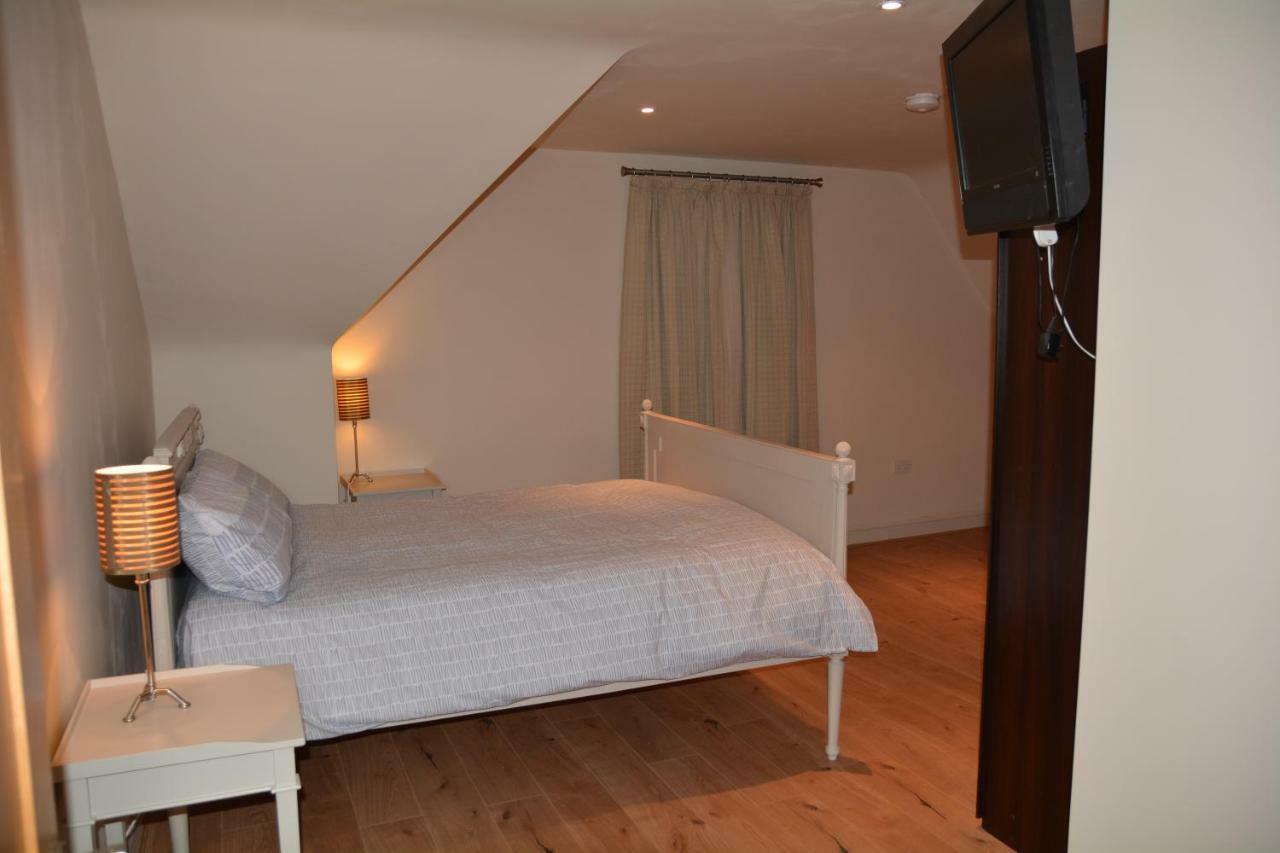 3, Oakleigh House, Donnybrook Hill, Douglas Cork