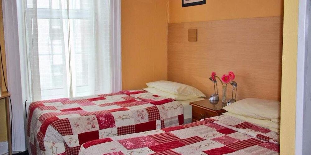Number Forty Eight Bed & Breakfast