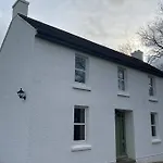 Ballea Farmhouse