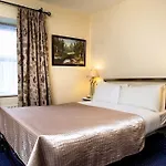 Garnish Guesthouse