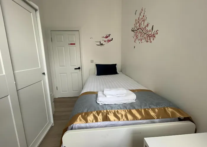 Cork City En-Suite Single Room