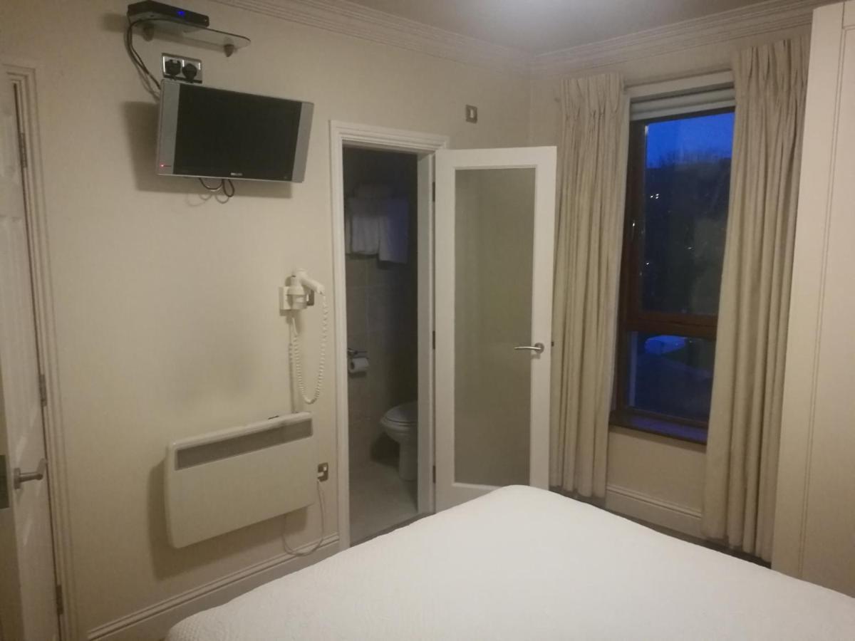 Western Road Guesthouse-