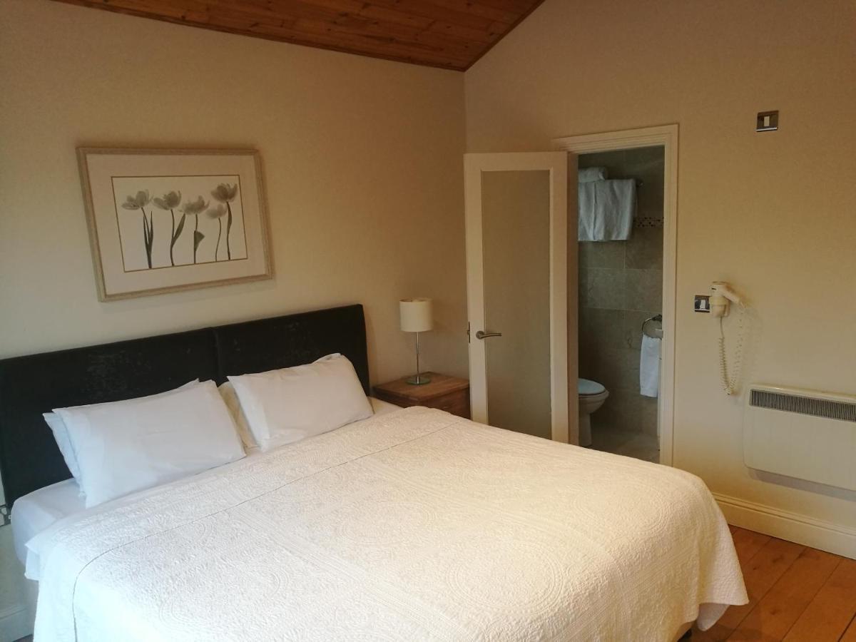 Western Road Guesthouse-