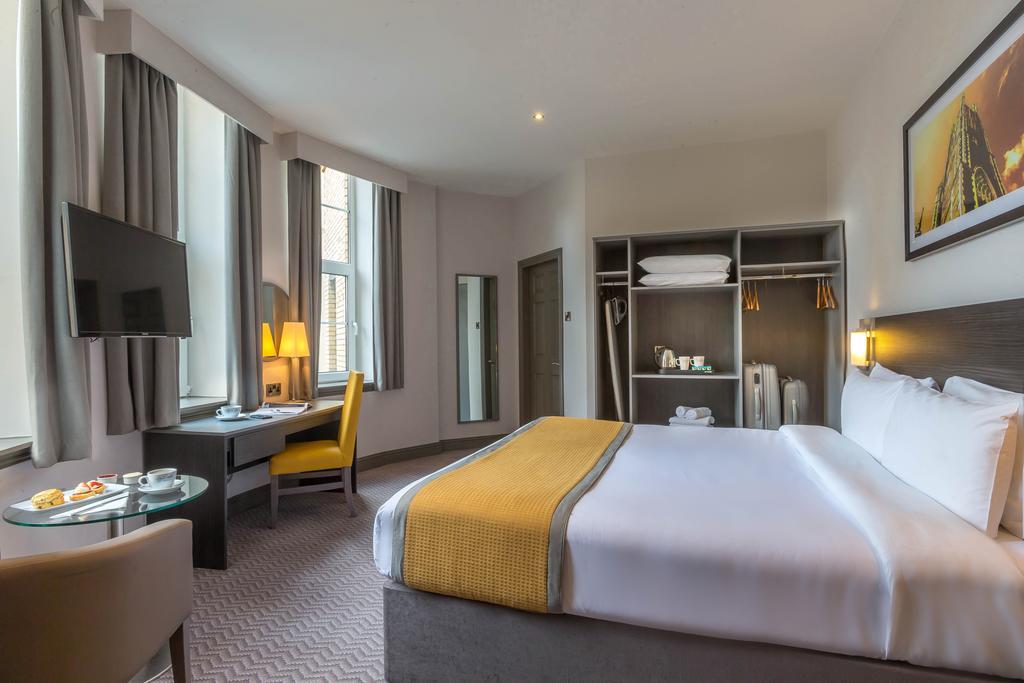 Maldron Shandon Hotel 4*