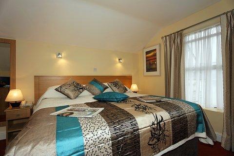 Garnish Hotel