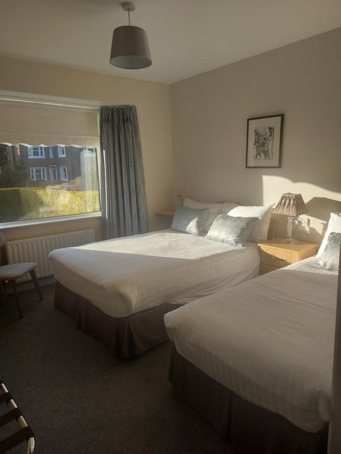 Blackrock Carole Ville Guesthouse Bed & Breakfast