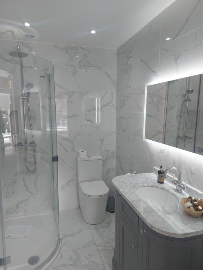 Blackrock Carole Ville Guesthouse 3*