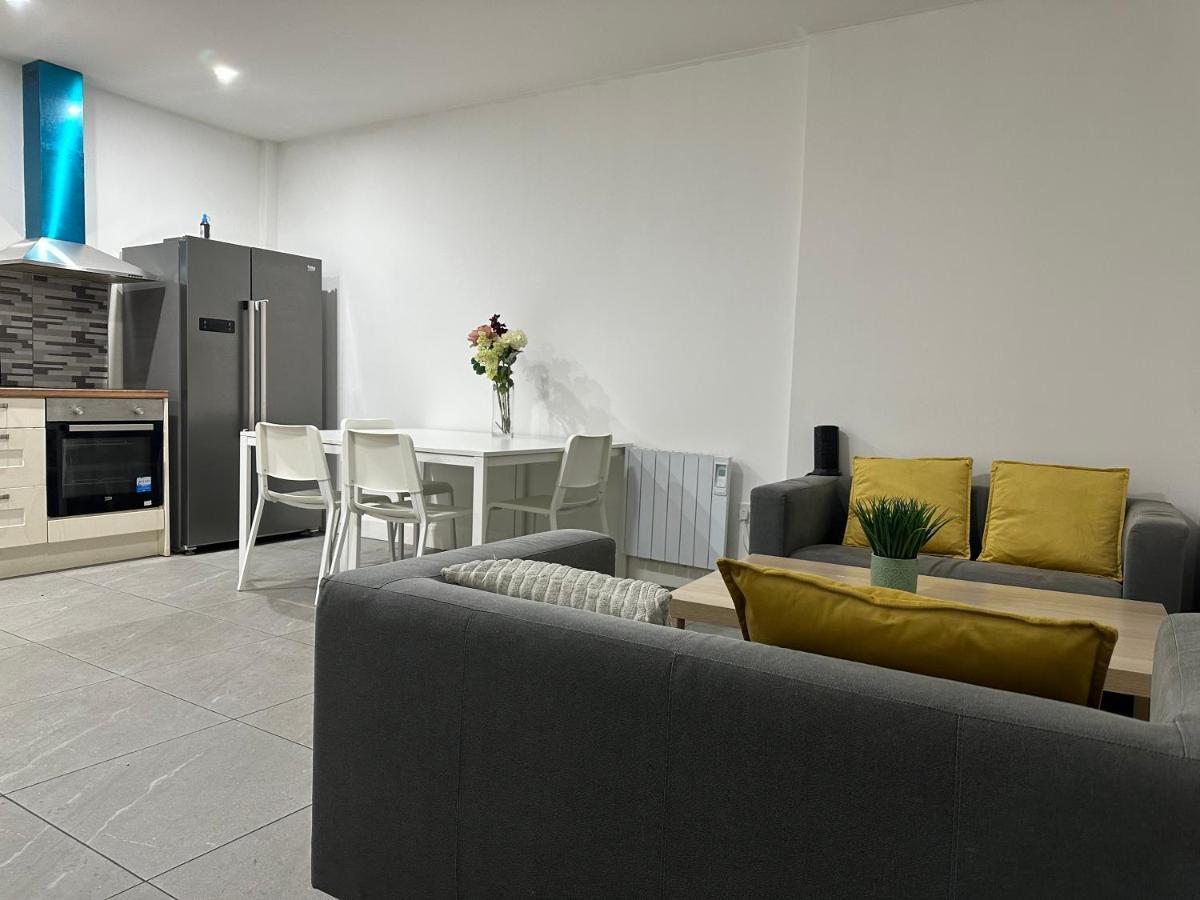 En-suite Single Cork