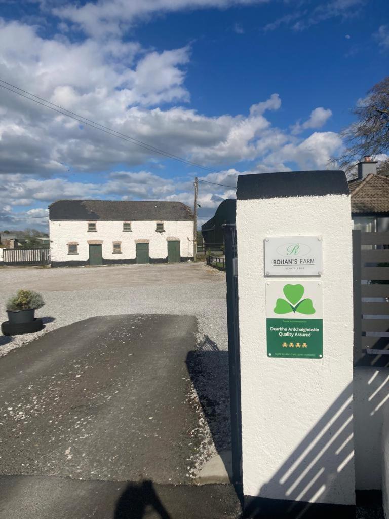 Reillys @ Rohan's Farm * Cork