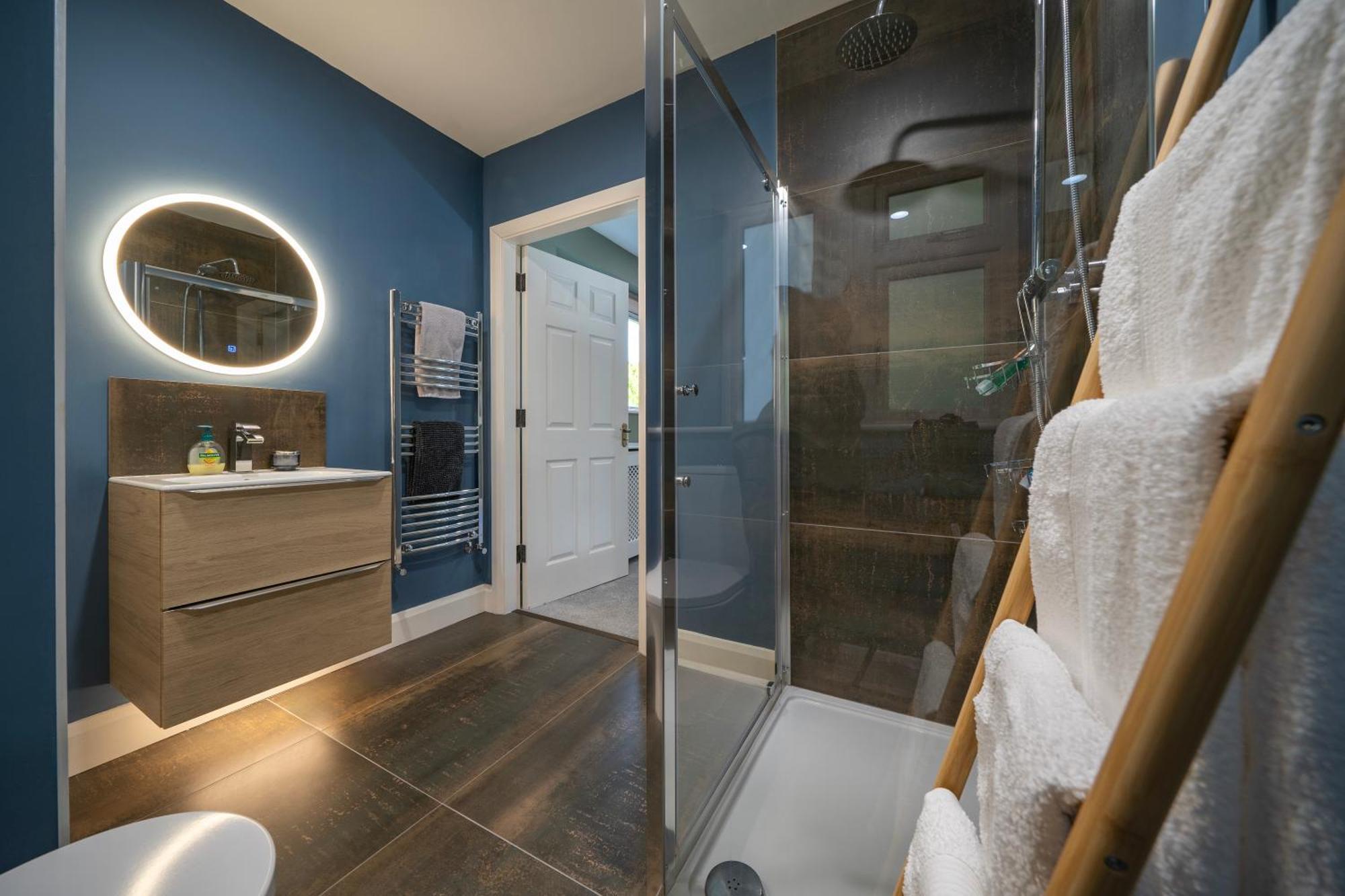 The Bird House - Coastal In Lovely Forest Setting Nr. Kinsale Holiday home Cork