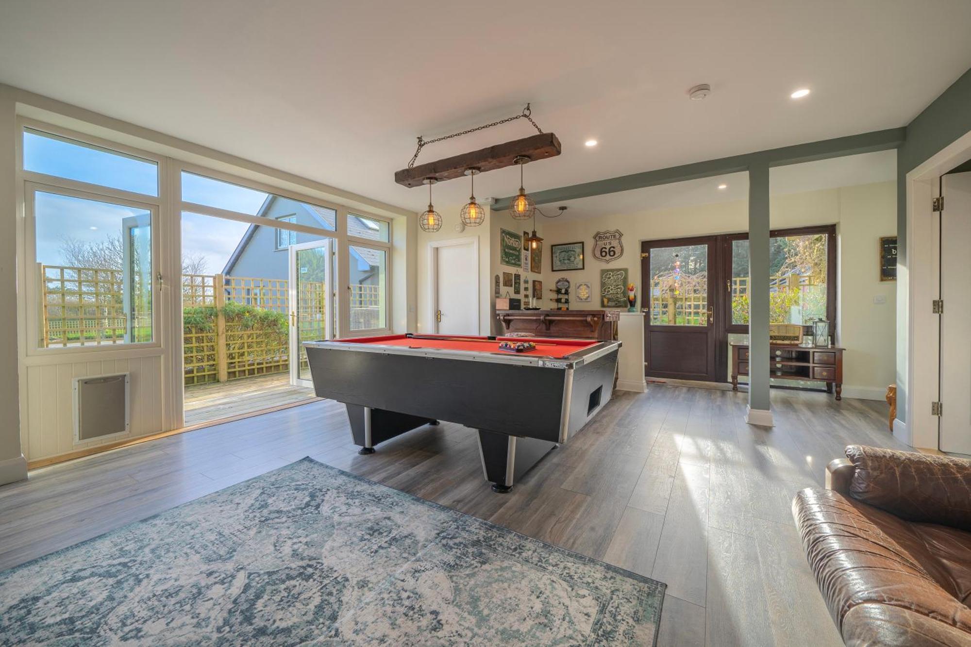 The Bird House - Coastal In Lovely Forest Setting Nr. Kinsale Holiday home Cork