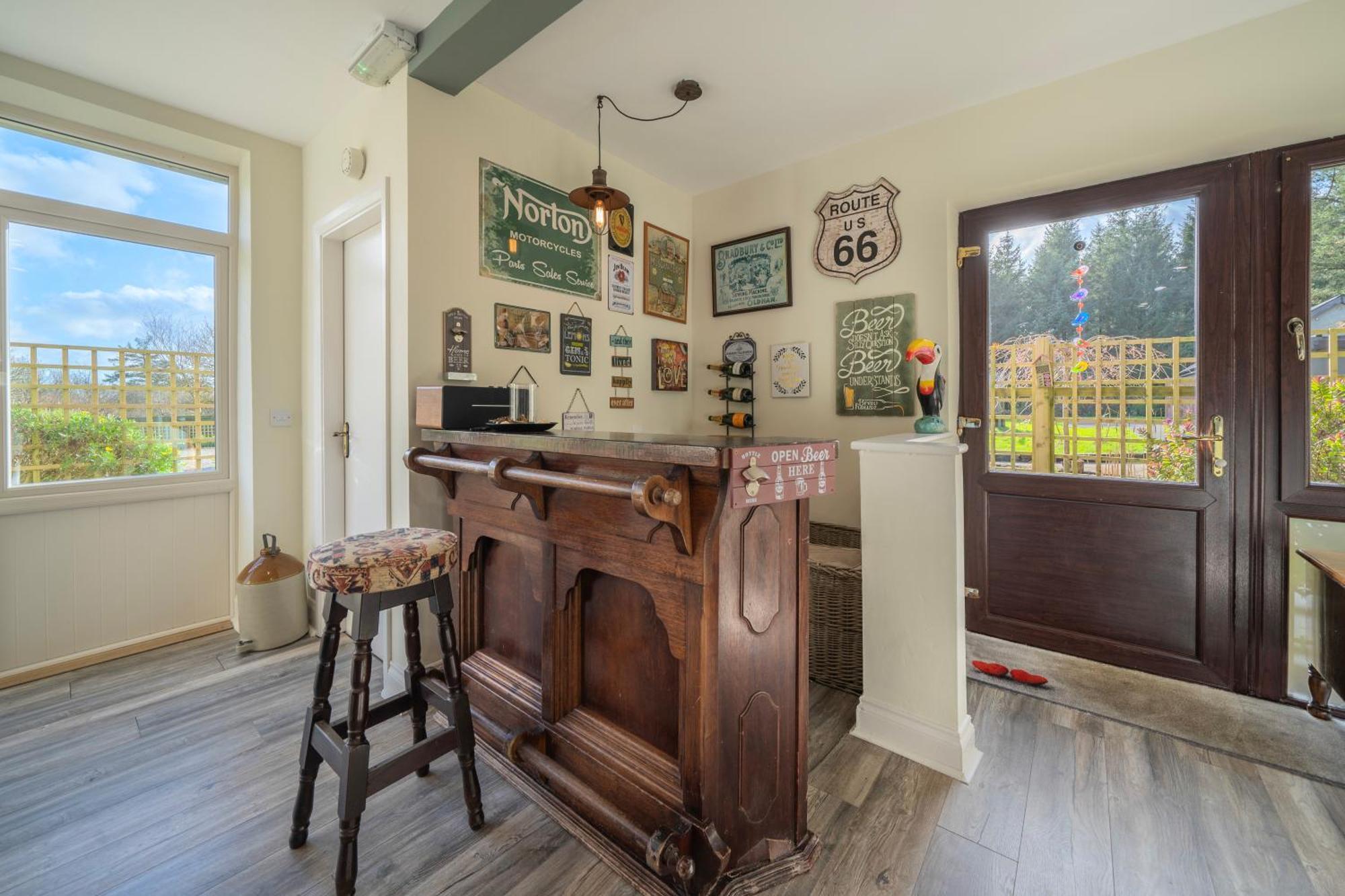 The Bird House - Coastal In Lovely Forest Setting Nr. Kinsale Holiday home *