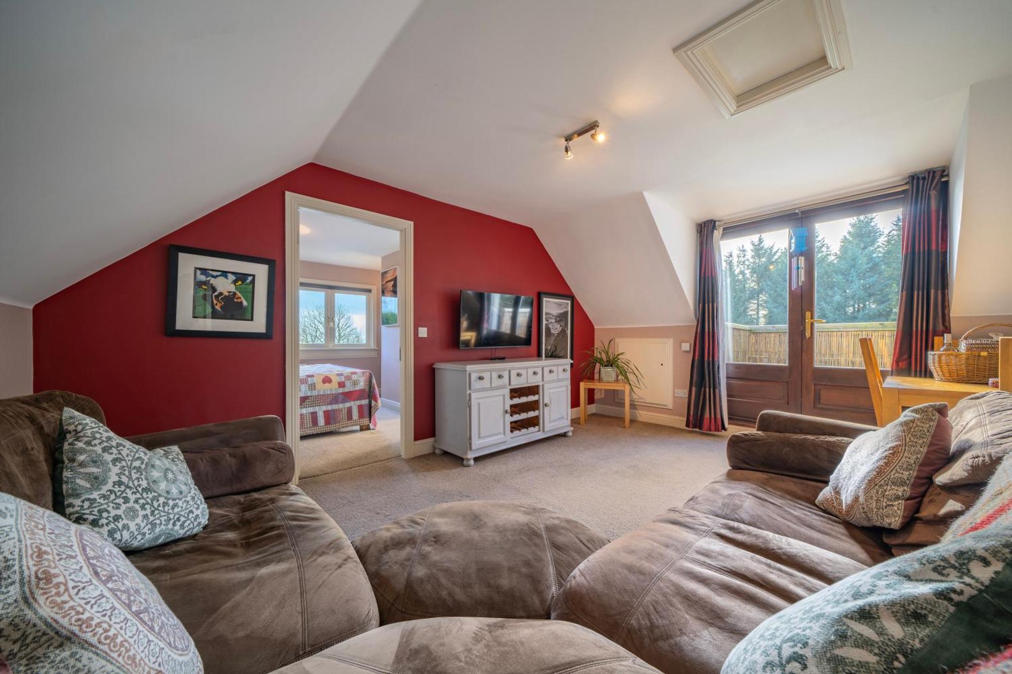 The Bird House - Coastal In Lovely Forest Setting Nr. Kinsale Holiday home Cork
