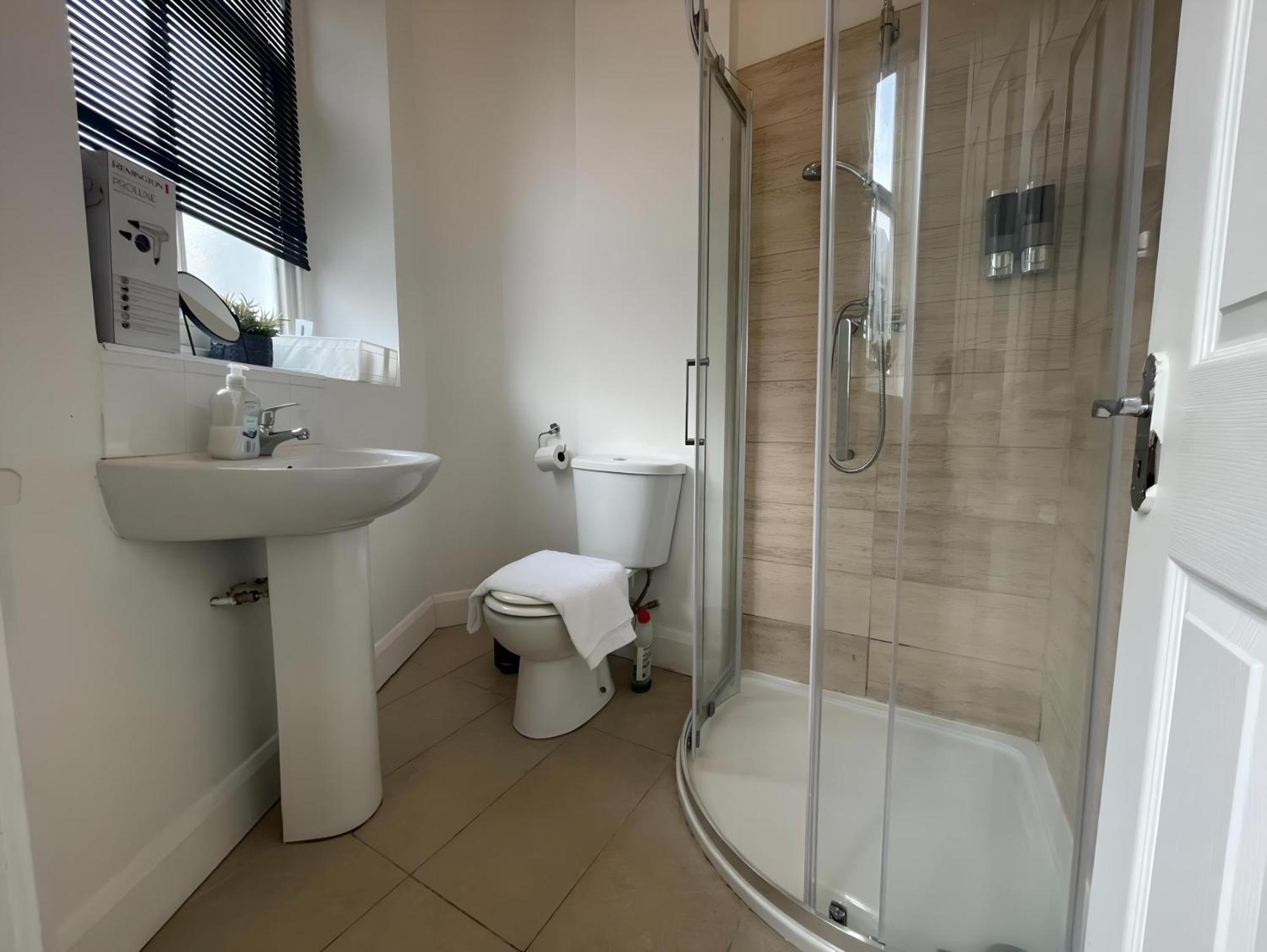 En-suite Single Guest house Cork