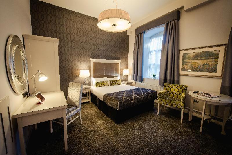 Hotel Isaacs Cork