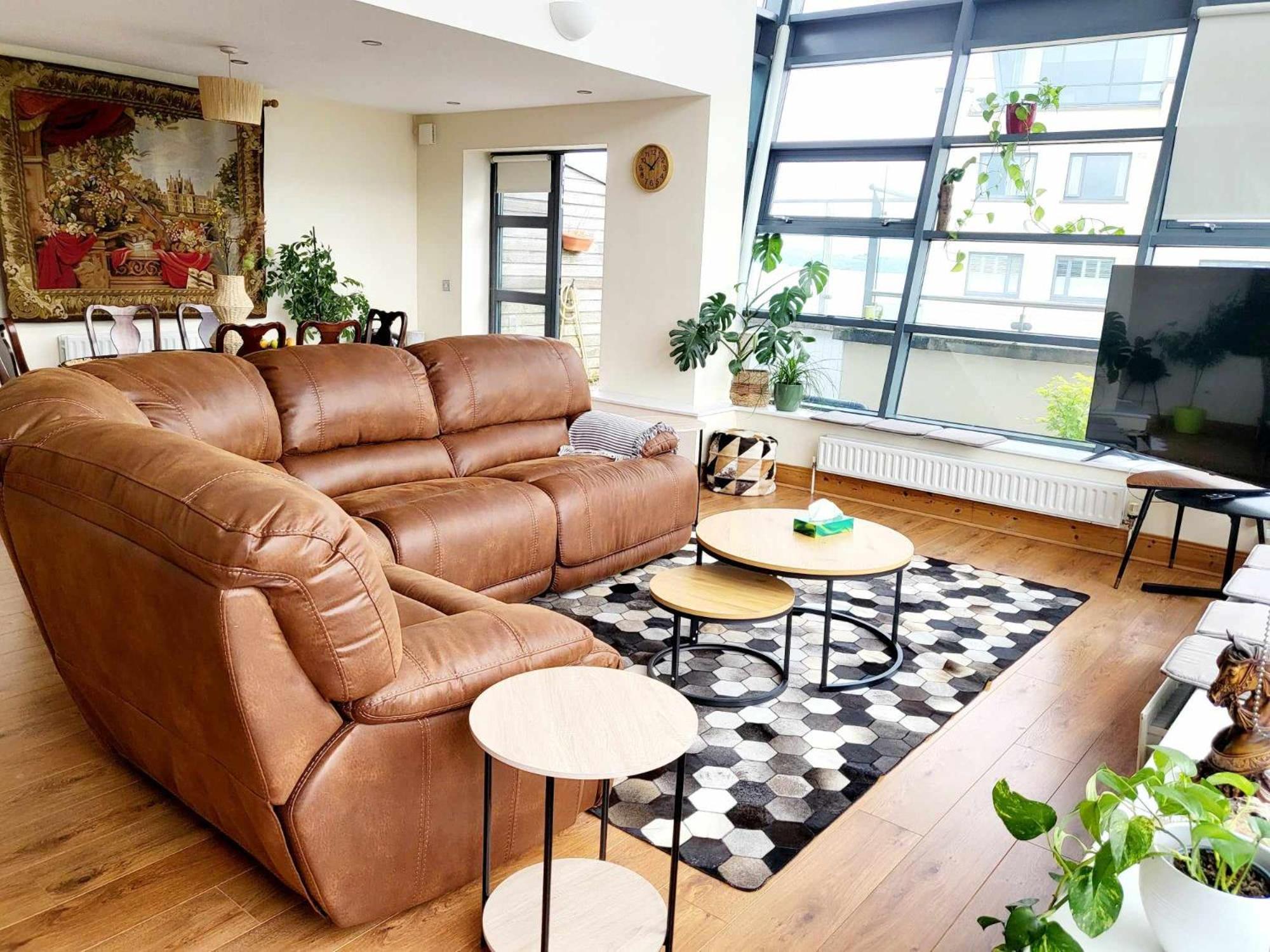 Apartment Panoramic Two-bedroom Penthouse