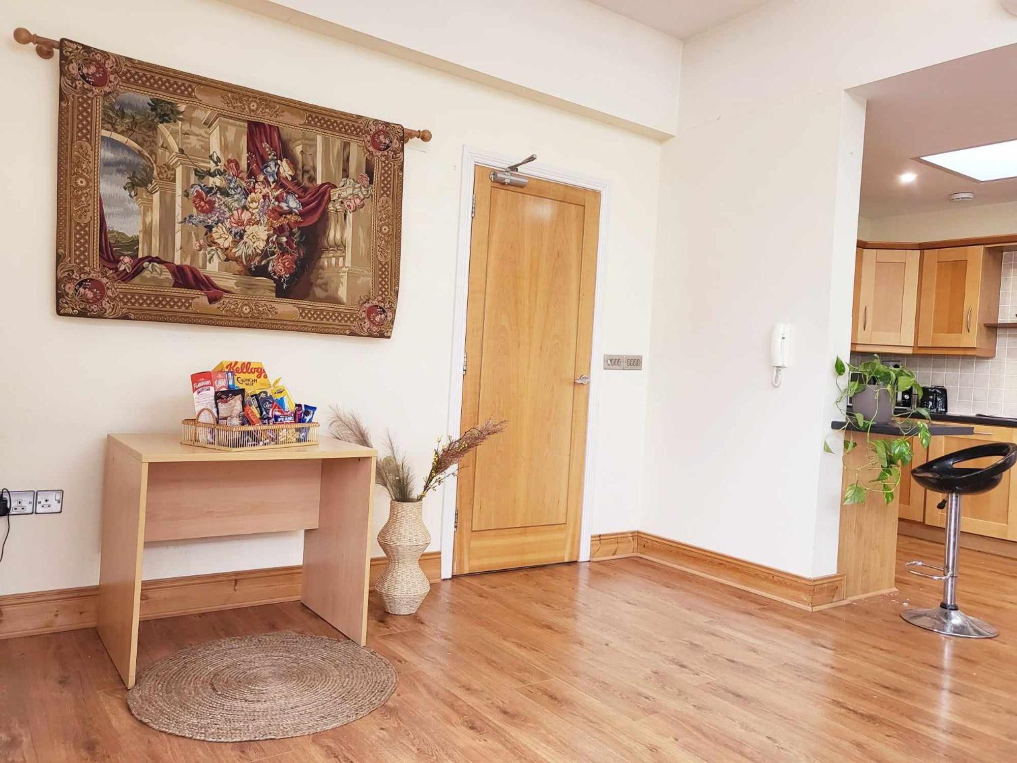 Panoramic Two-bedroom Penthouse Apartment