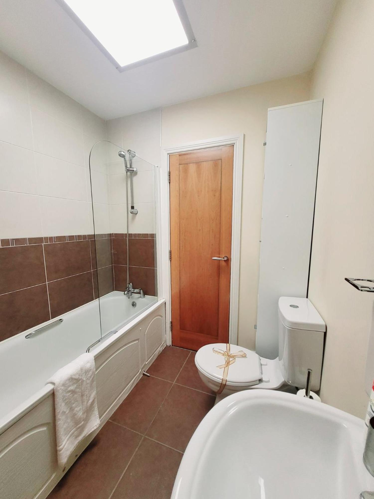 Panoramic Two-bedroom Penthouse * Cork