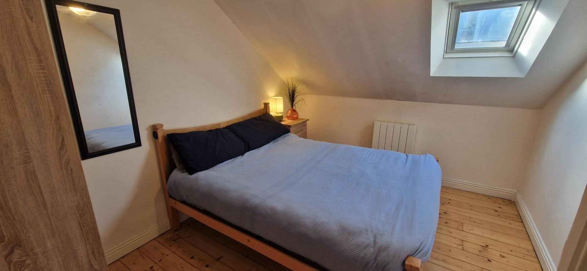 Spacious Riverside 2bd Mid - Above Bar&venue * Cork