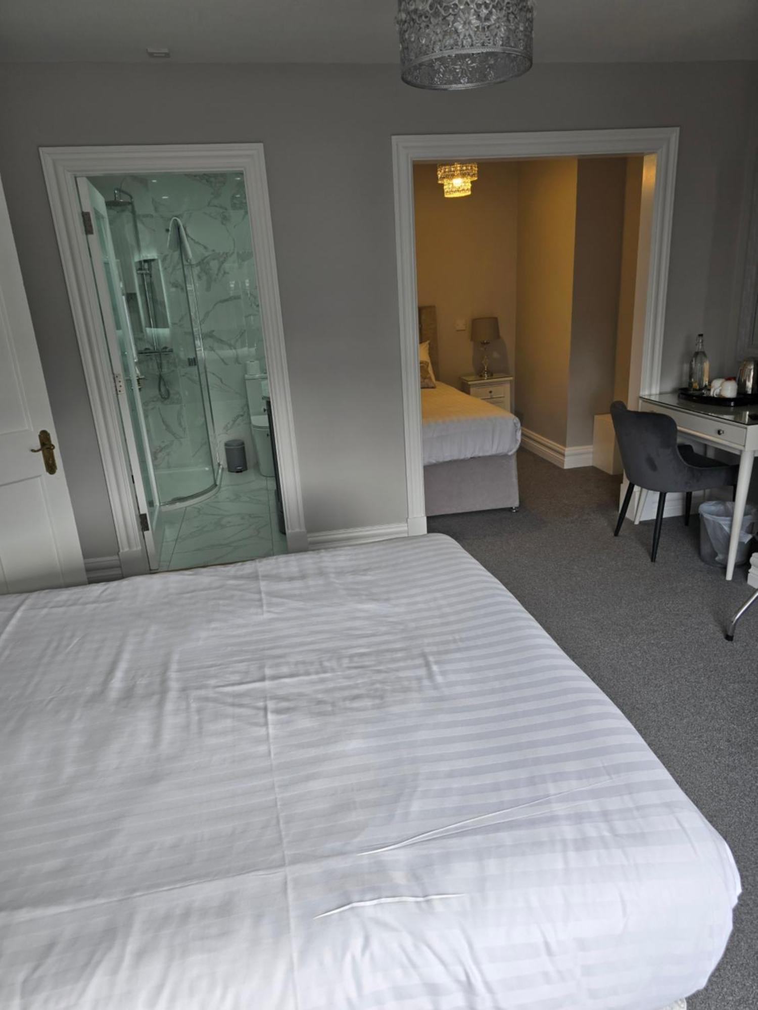 Blackrock Carole Ville Guesthouse 3*
