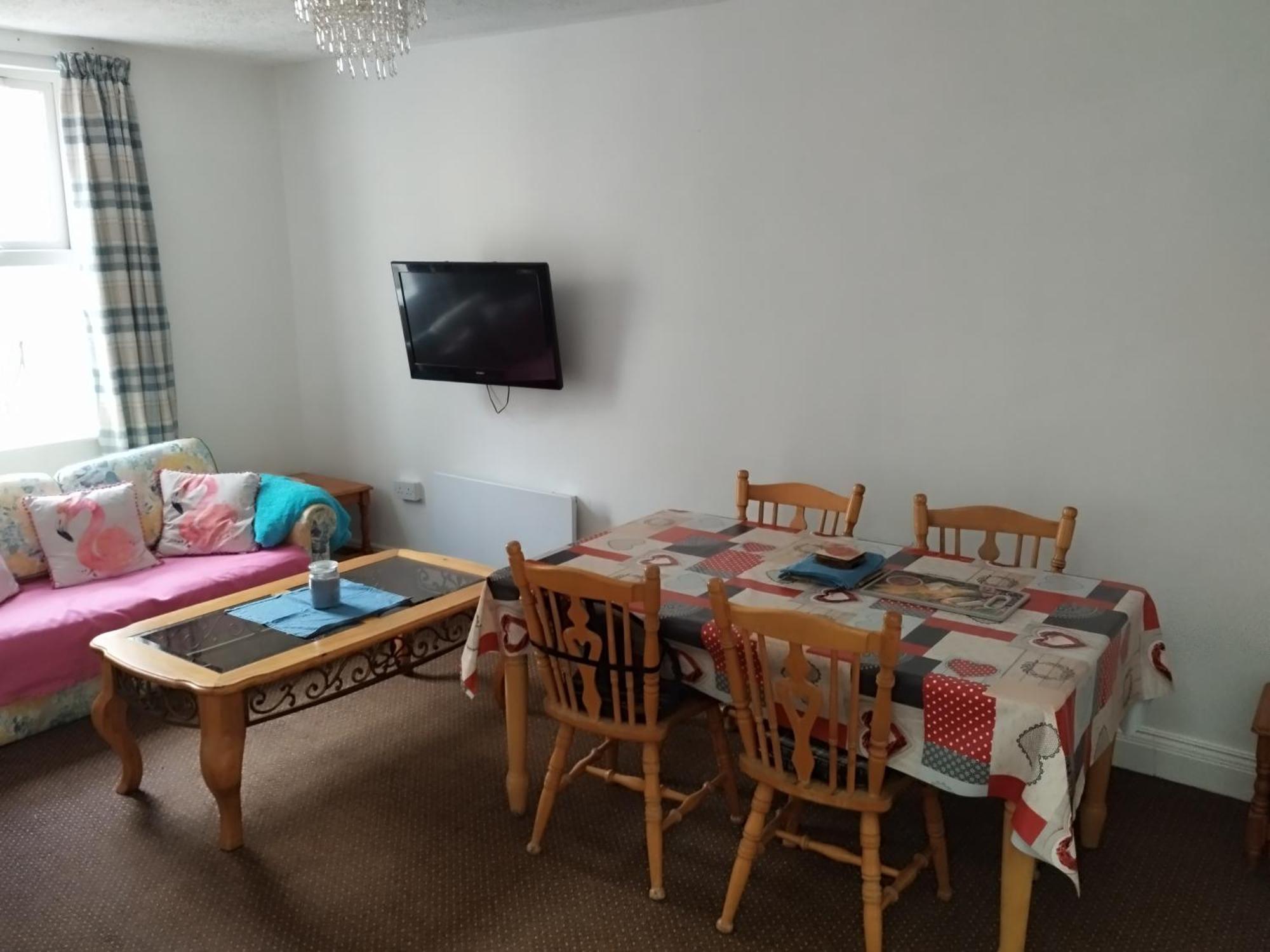 Cosy - House - Sleeps 4 - Centre Holiday home *